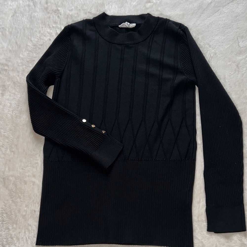 Rio & Rian Women’s Black Diamond Knit Sweater Gold Button Cuff Crew Neck SZ M